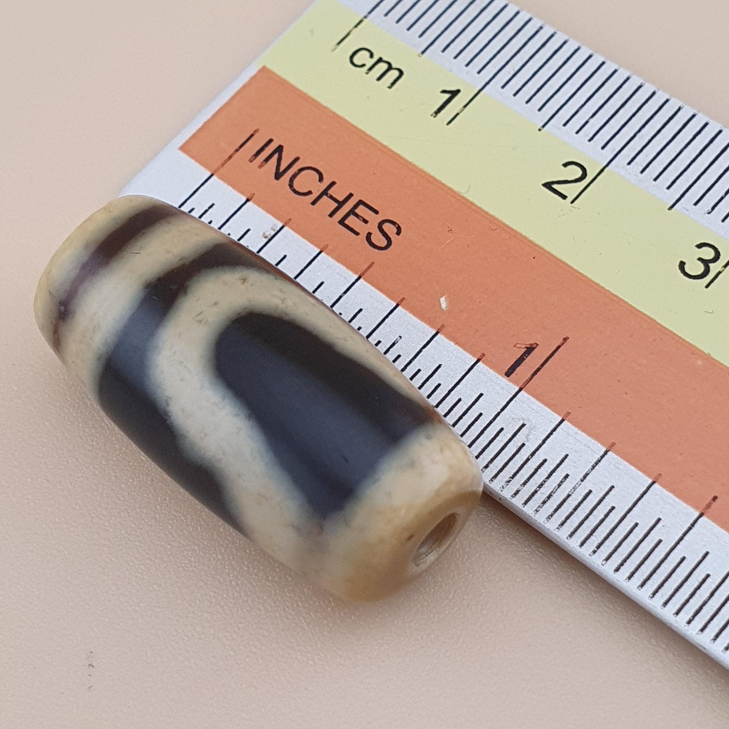 Vintage Unique Pattern Himalayan Tibetan Agate Bead Amulet