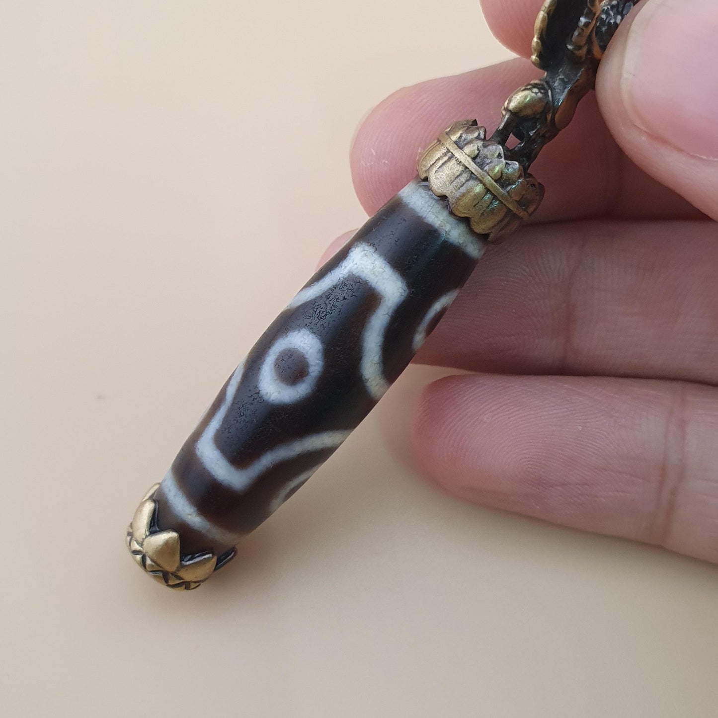 Vintage 6 Augen Himalaya Tibet Achatperle Messing Anhänger