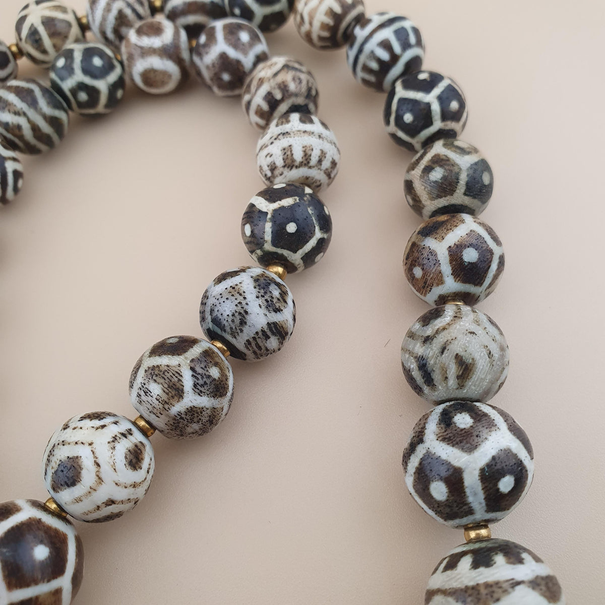 Antique Burmese Pumtek Pyu Petrified Wood Beads Necklace 24 inches 11-19mm Beads Size