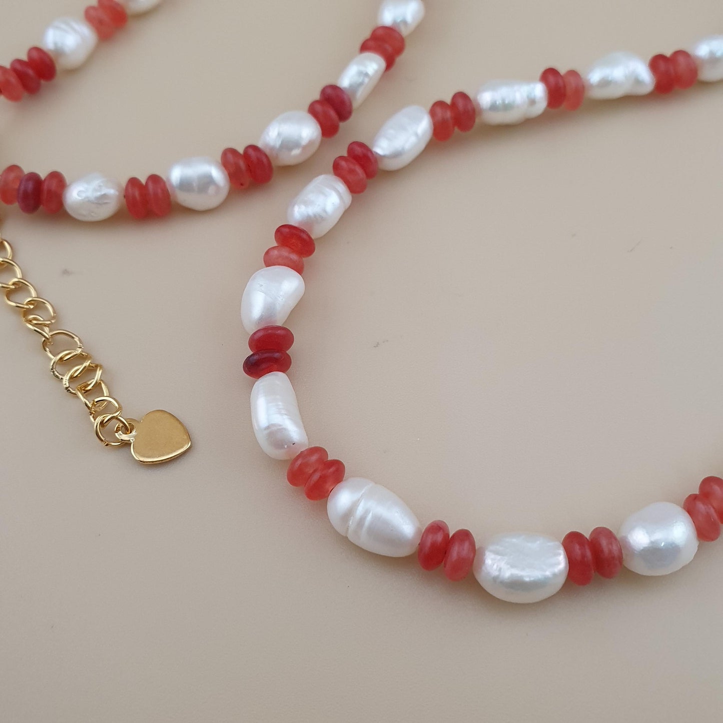 Delicate Freshwater Pearl and Rose Quartz Beads Necklace