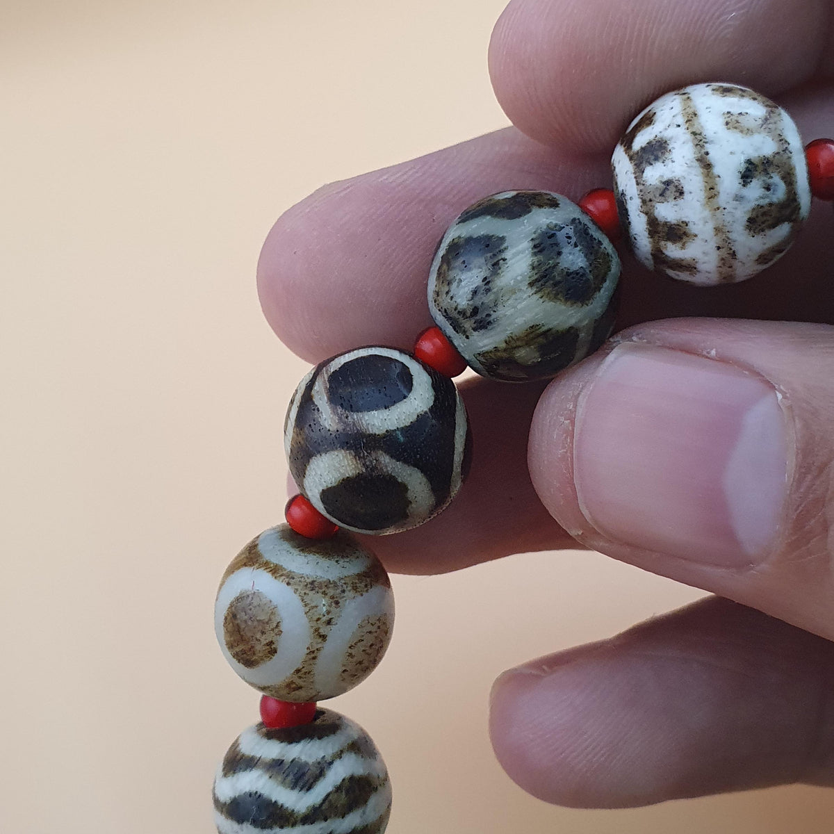 Bracelet en perles de verre Pumtek birmanes antiques Pyu et WhiteHeart de Venise
