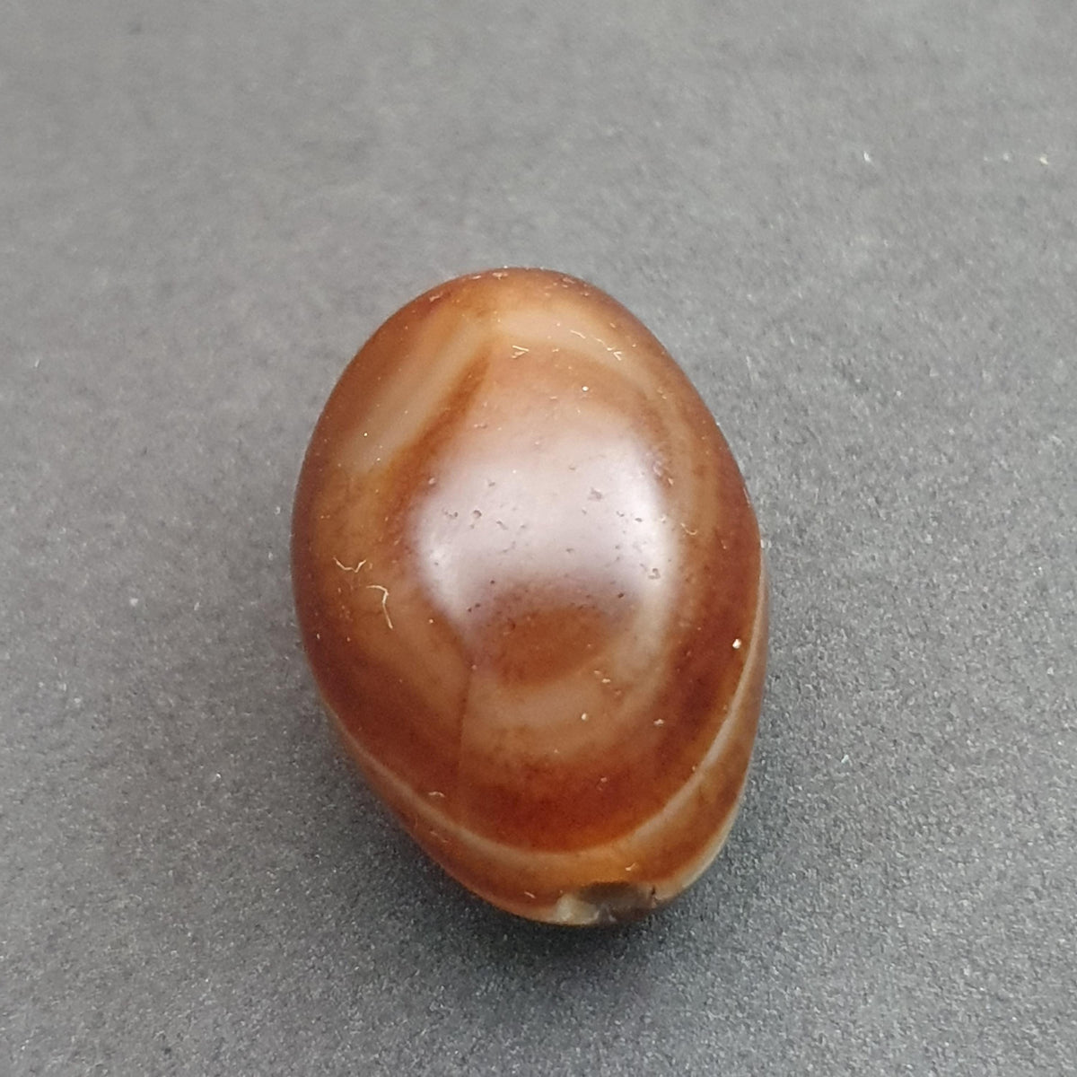 Amulette vintage en perles d'agate de Suleiman : Pierre gemme naturelle à motif œil