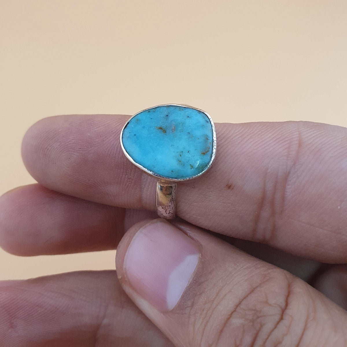 Bague en argent sterling avec turquoise naturelle d'Arizona, fabriquée à la main, style bohème, petite bague en pierre précieuse