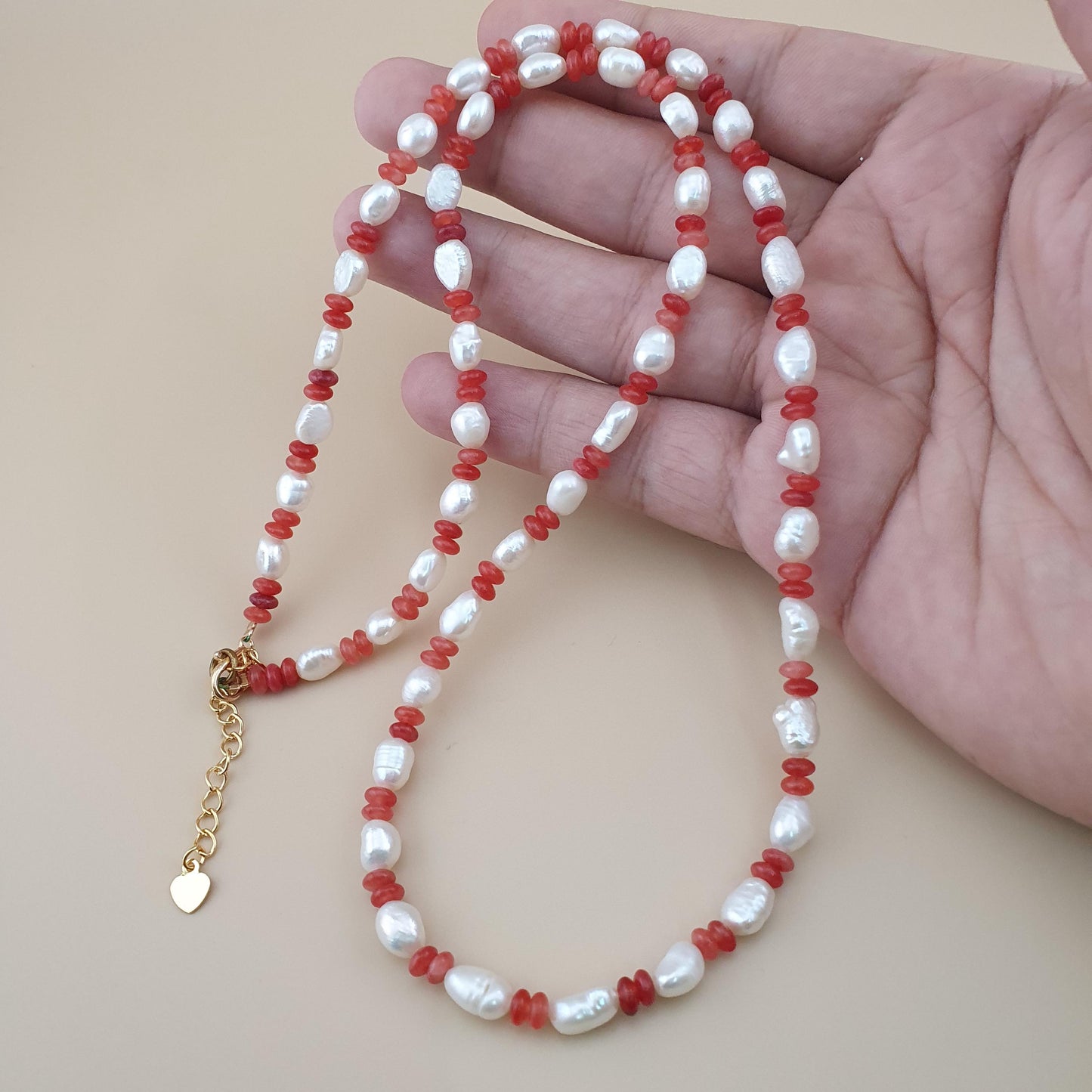 Delicate Freshwater Pearl and Rose Quartz Beads Necklace