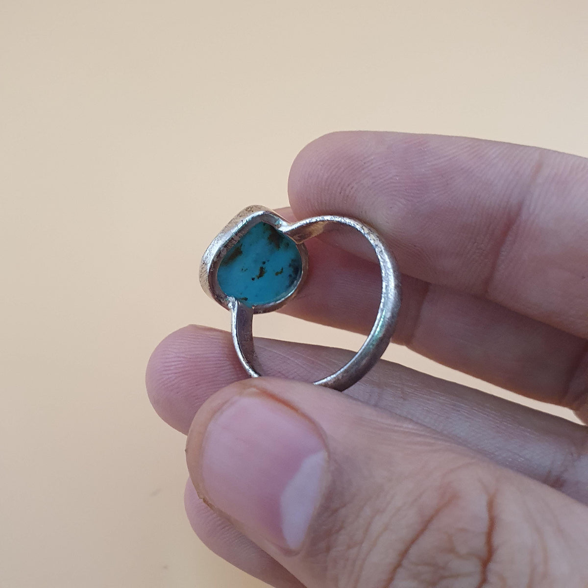 Bague en argent sterling avec turquoise naturelle d'Arizona, fabriquée à la main, style bohème, petite bague en pierre précieuse