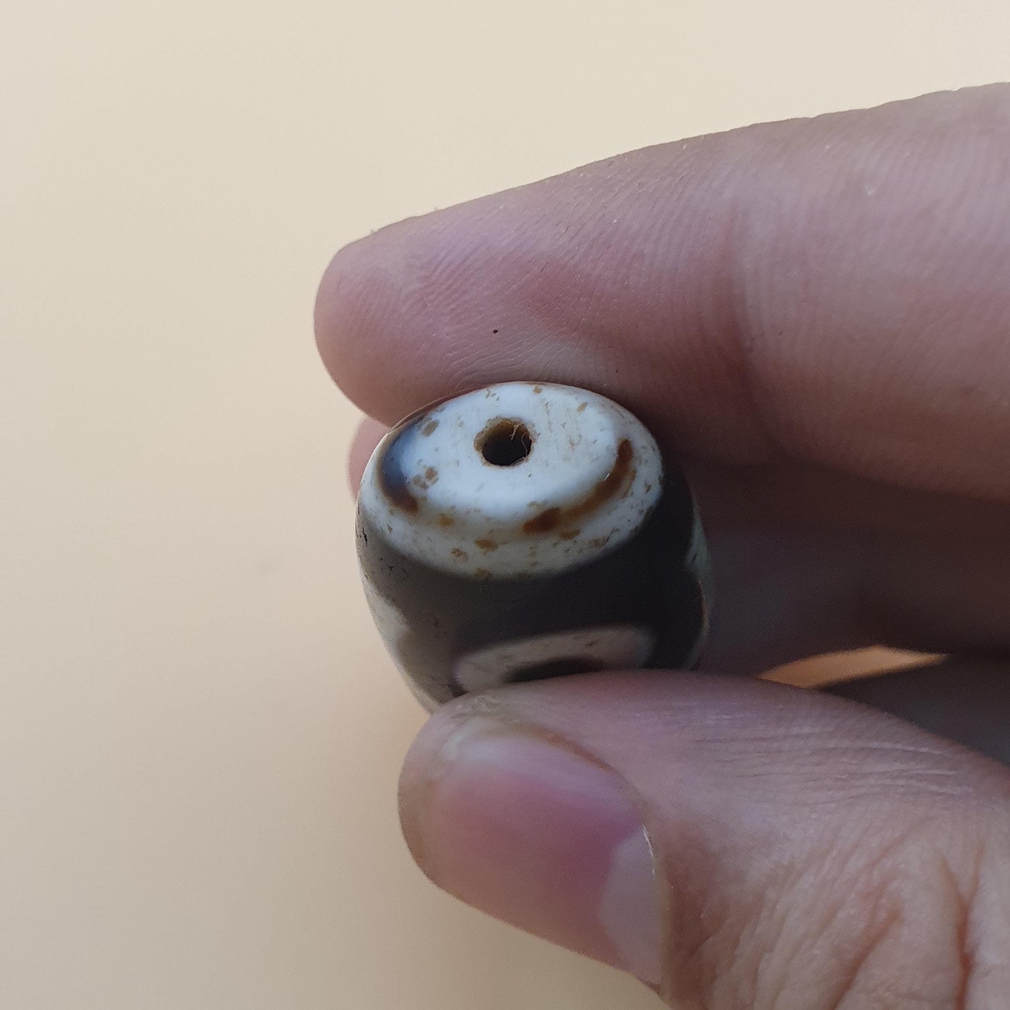 Vintage 2-Augen Achat Dzi Perle: Tibetisches Himalaya-Amulett